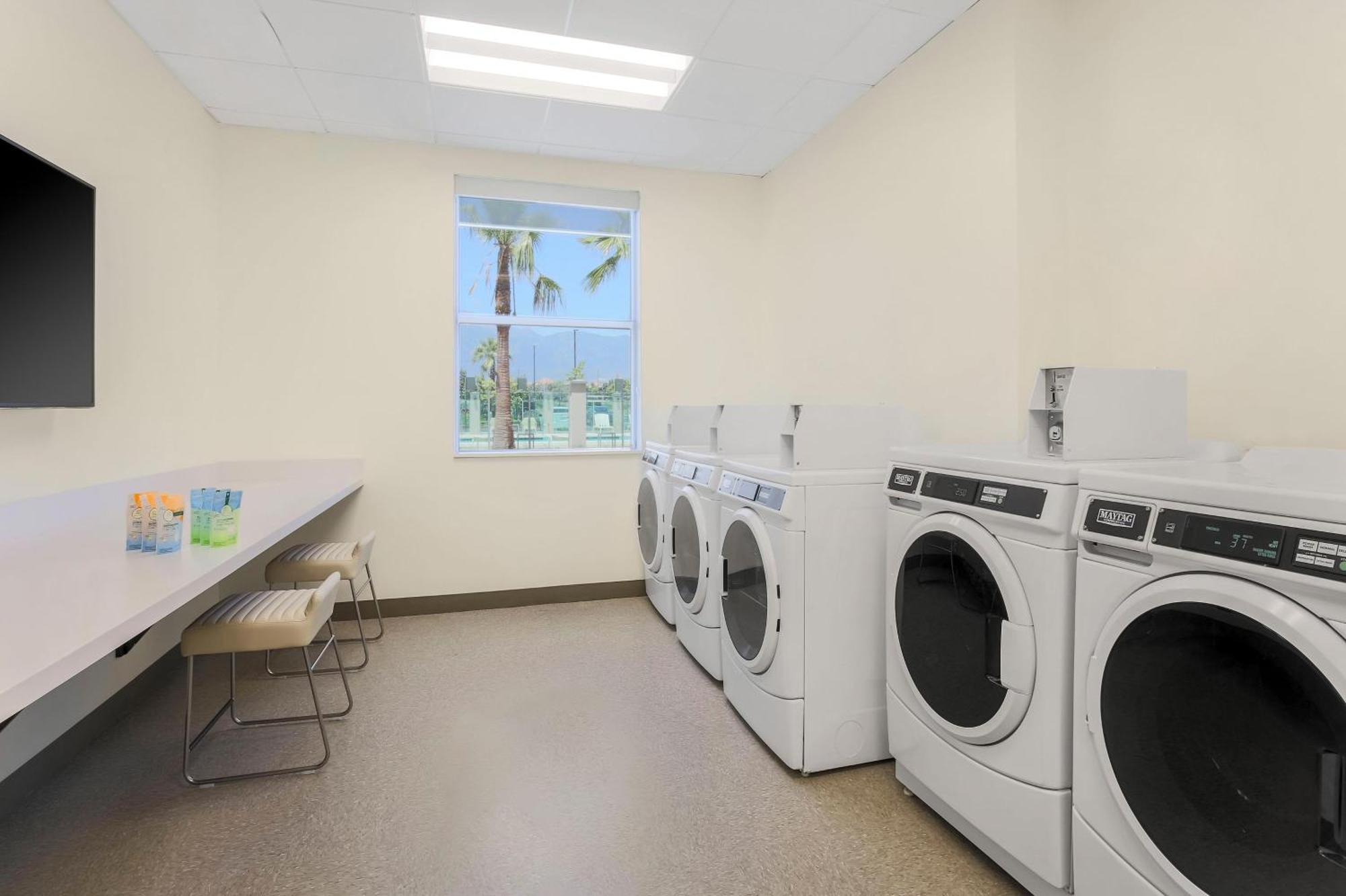Element Ontario Rancho Cucamonga Hotel Екстериор снимка